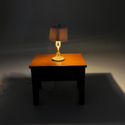 Bench lamp for nativity scenes, dioramas, dollhouse with microlamp